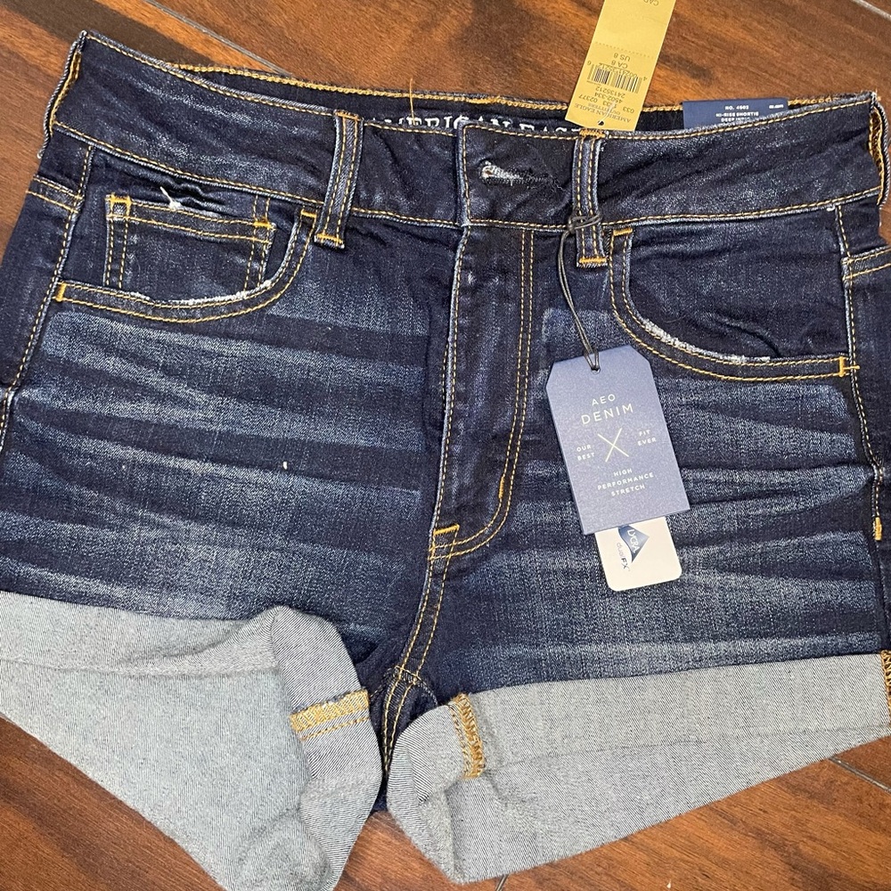 Brand new, American eagle shorts.